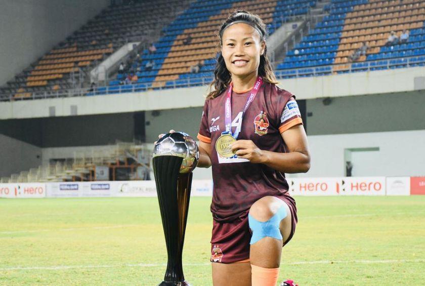 Ashalata Devi Loitongbam with the IWL trophy | Gokulam Kerala