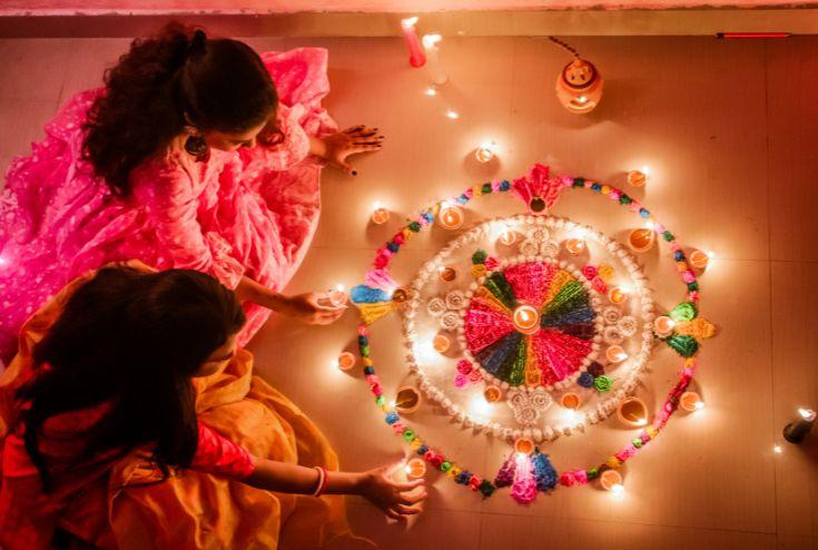 9 Unique Diwali Gift Ideas that Go Beyond Sweet Boxes